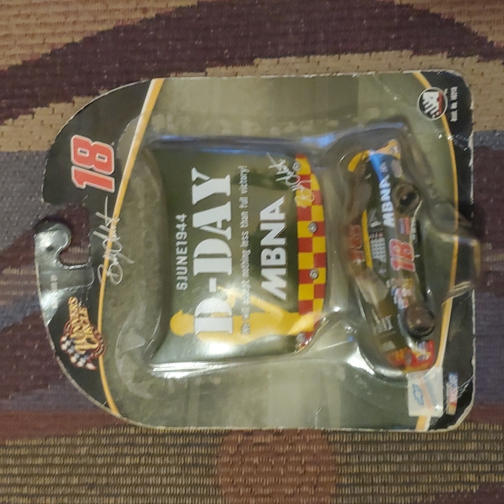 NASCAR Winners Circle Bobby Labonte #18 collectible